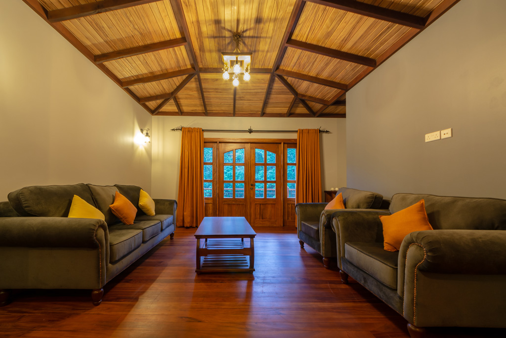 Chimpundu lodge 2-in-1 Family Cottage Sitting Area