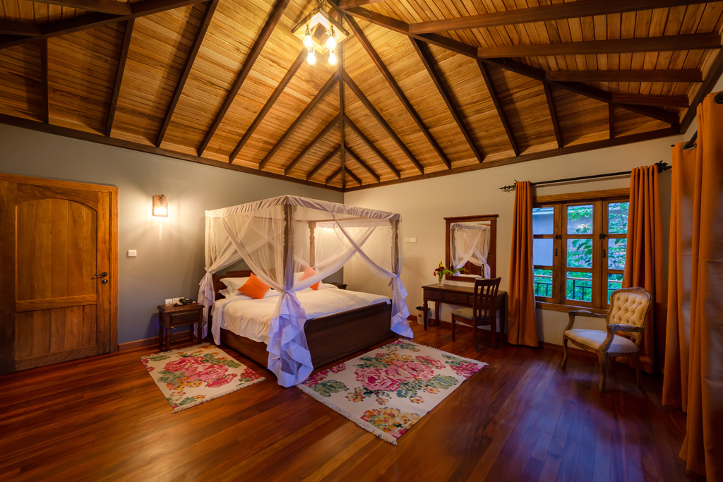 Chimpundu lodge 2-in-1 Family Cottage Interior