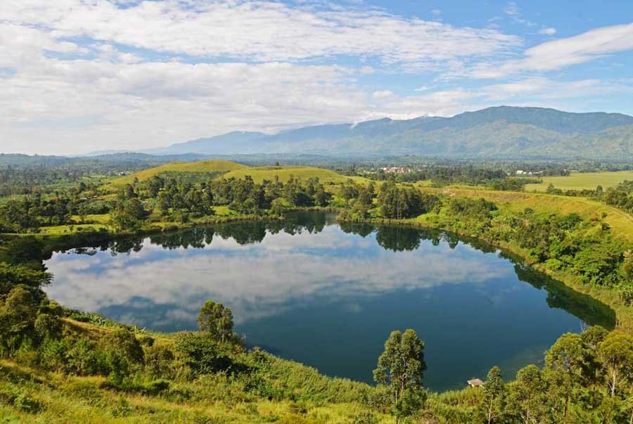 Kibale-National-Park-crater-lake-exploration