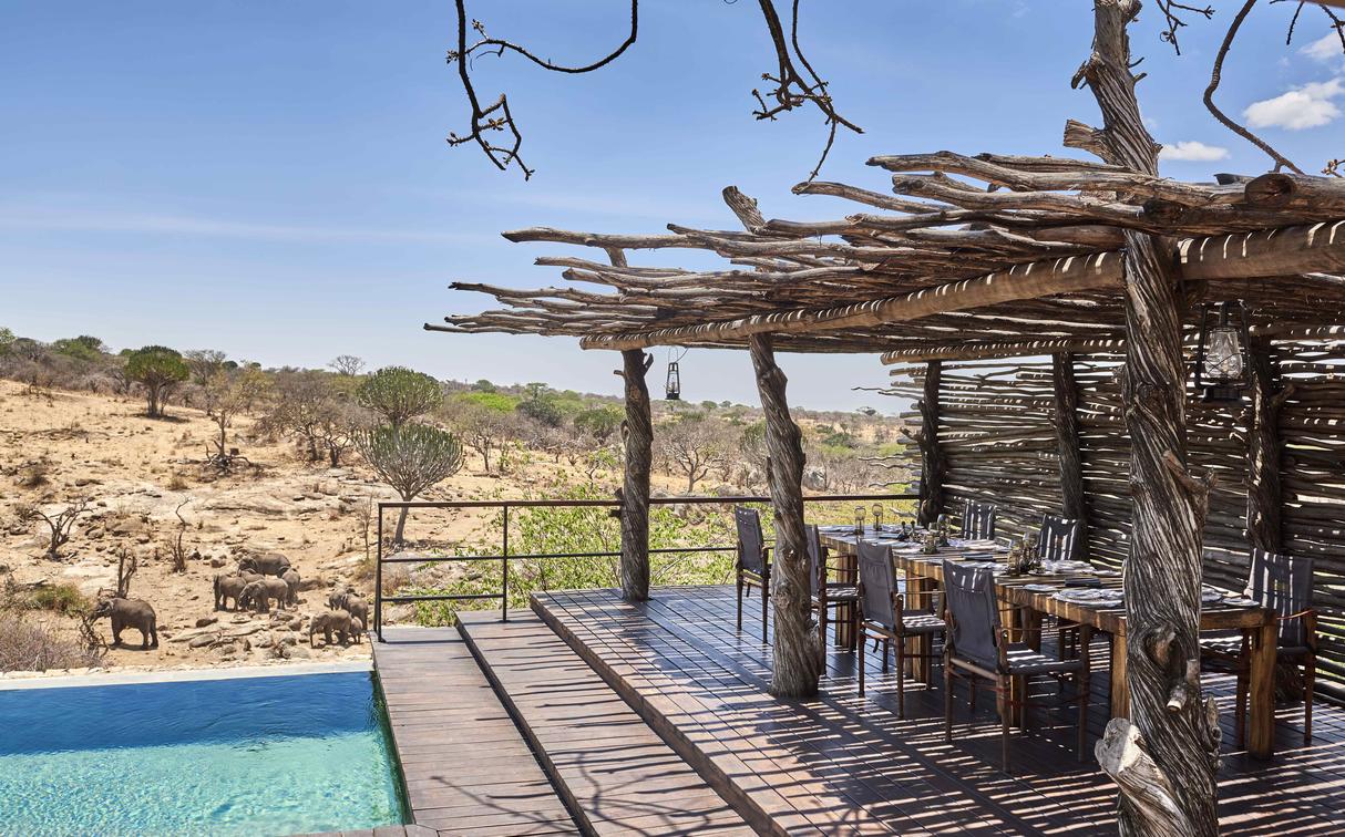 Mwiba Lodge Dining Poolside Set Up